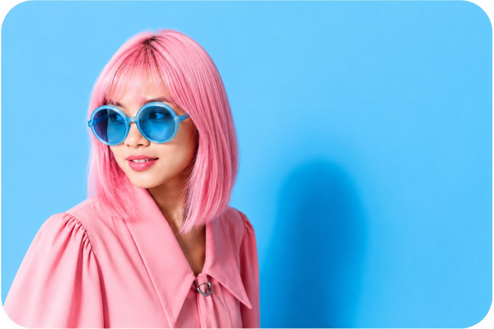 keapotek.com-indonesian_woman_pink_hair